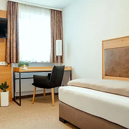 Kondrauer Hof 3* فالدزاسن