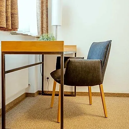 Kondrauer Hof 3*