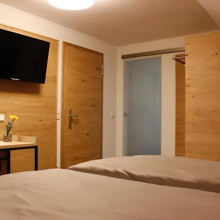 Kondrauer Hof Hotel 3*